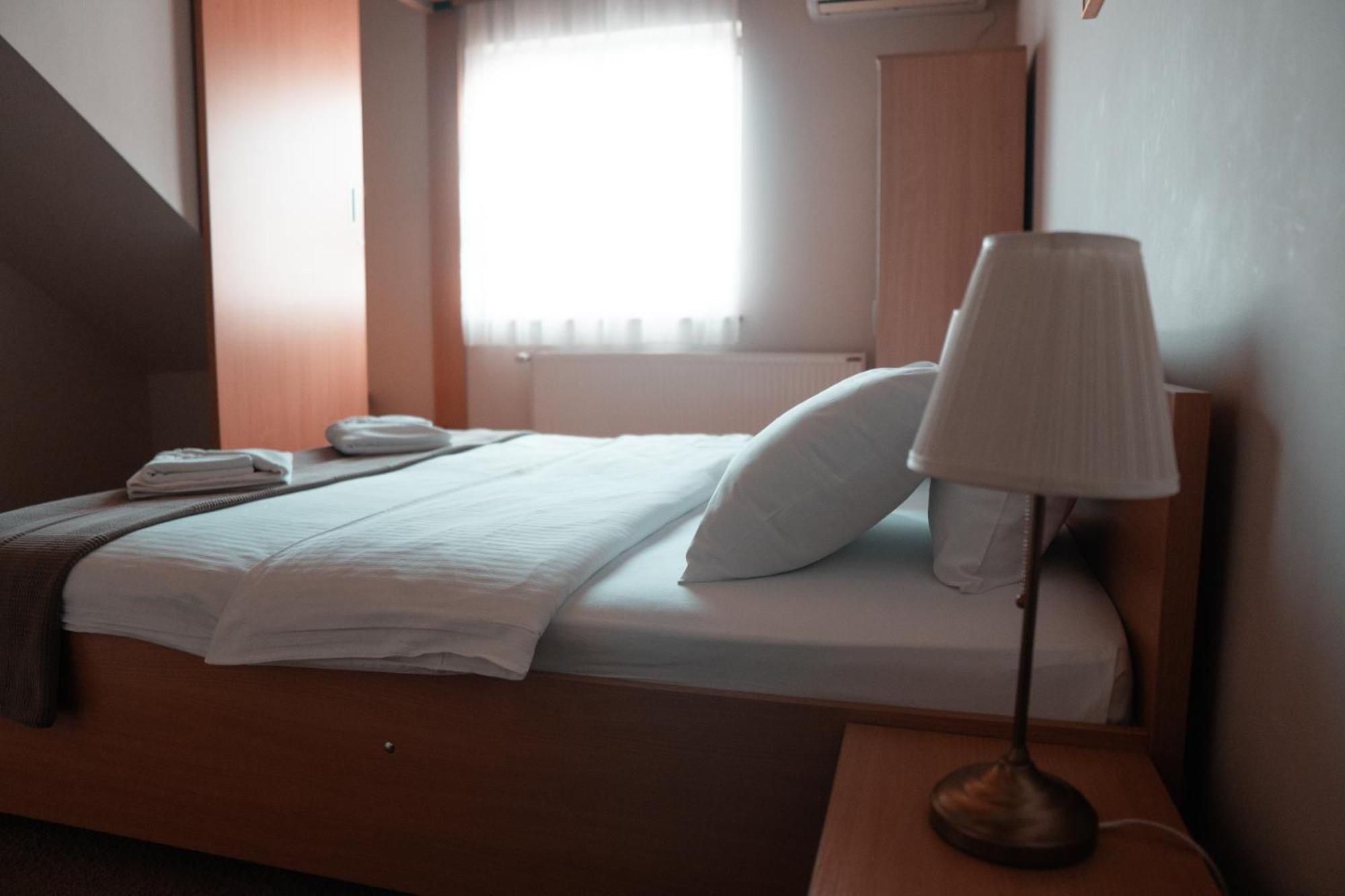 בלגרד Hotel Topcider מראה חיצוני תמונה