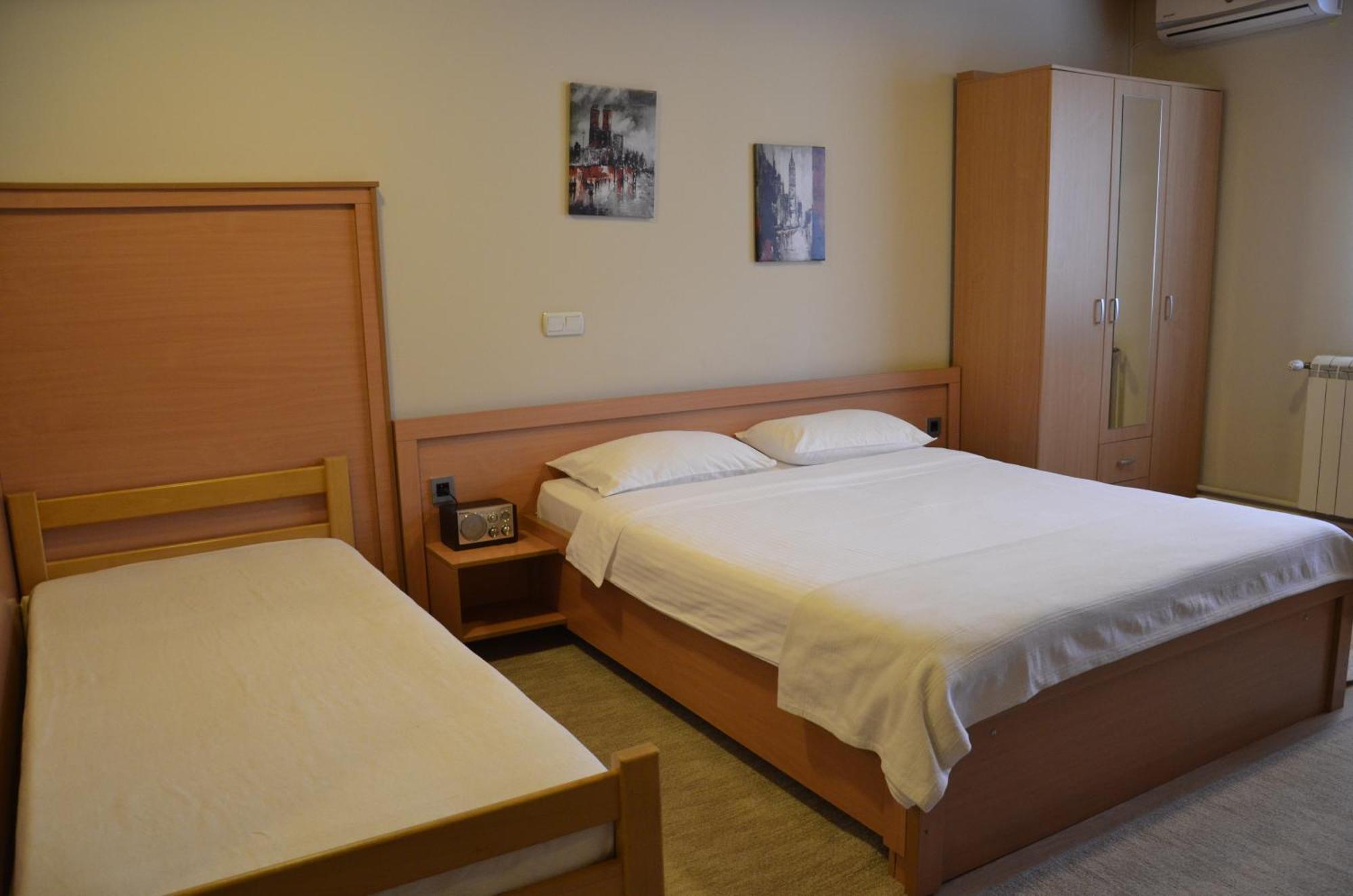 בלגרד Hotel Topcider מראה חיצוני תמונה